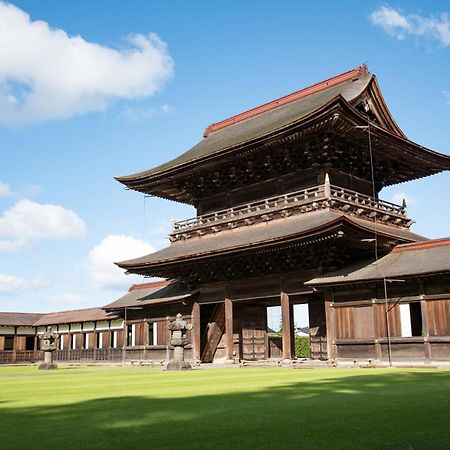 Kadokyu Ryokan Takaoka Exterior photo