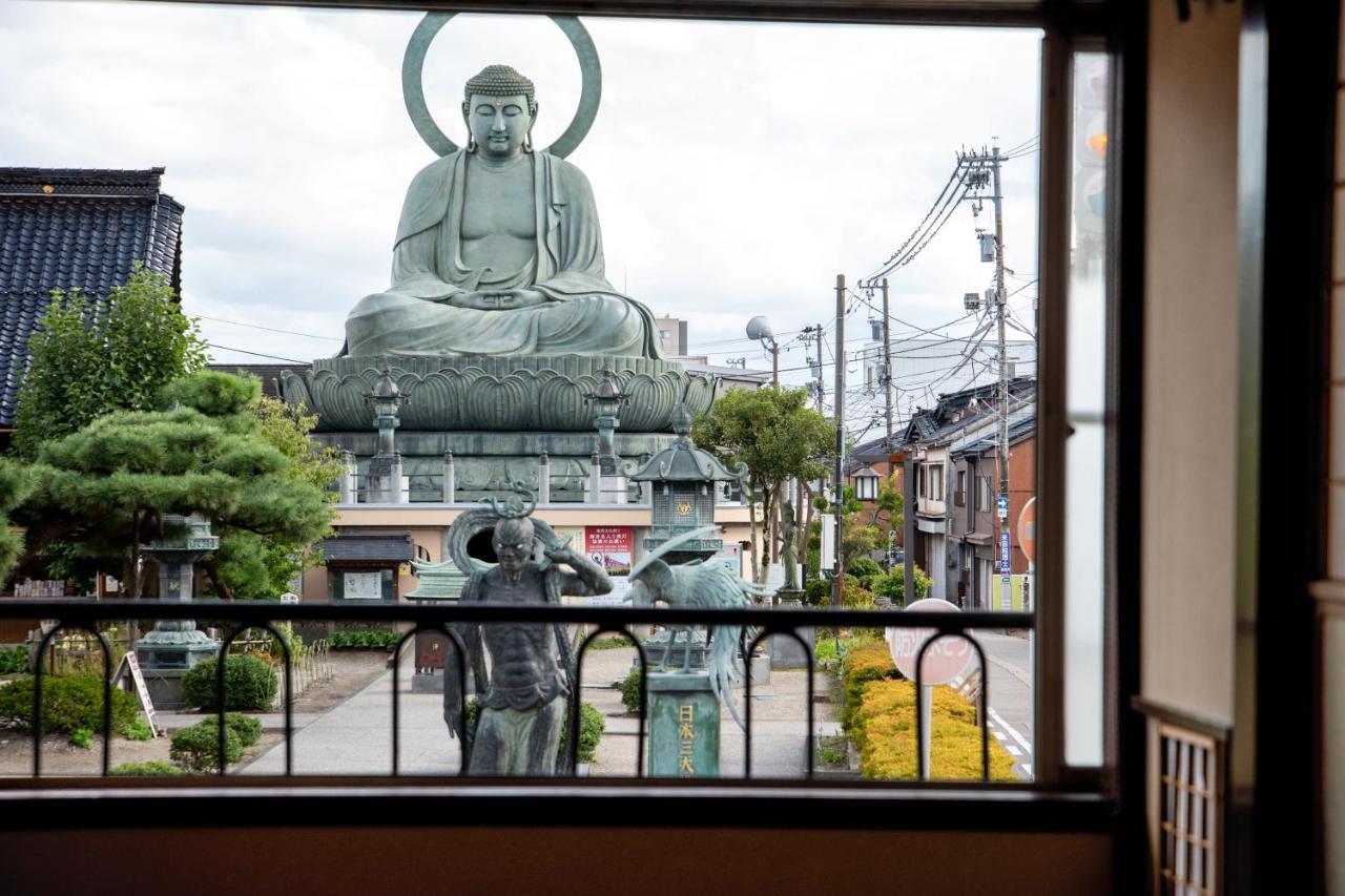 Kadokyu Ryokan Takaoka Exterior photo