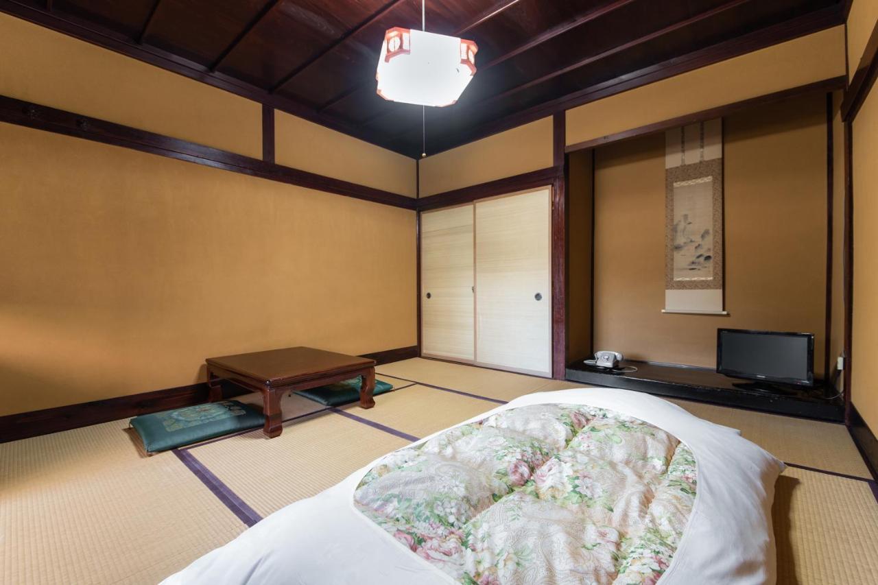 Kadokyu Ryokan Takaoka Exterior photo